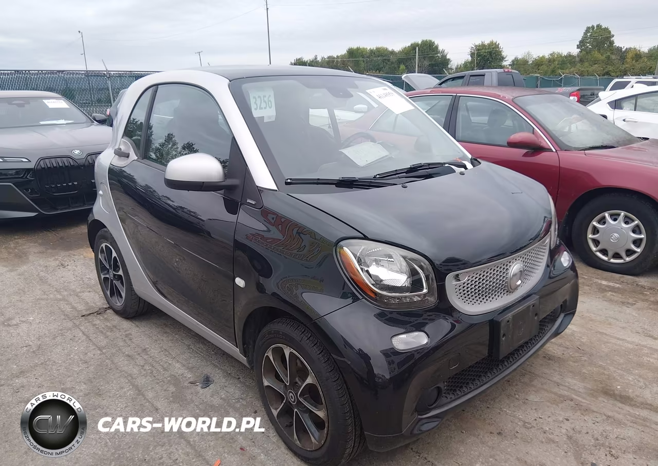 2016 Smart Fortwo Passion VIN:WMEFJ5DAXGK070743 - 1