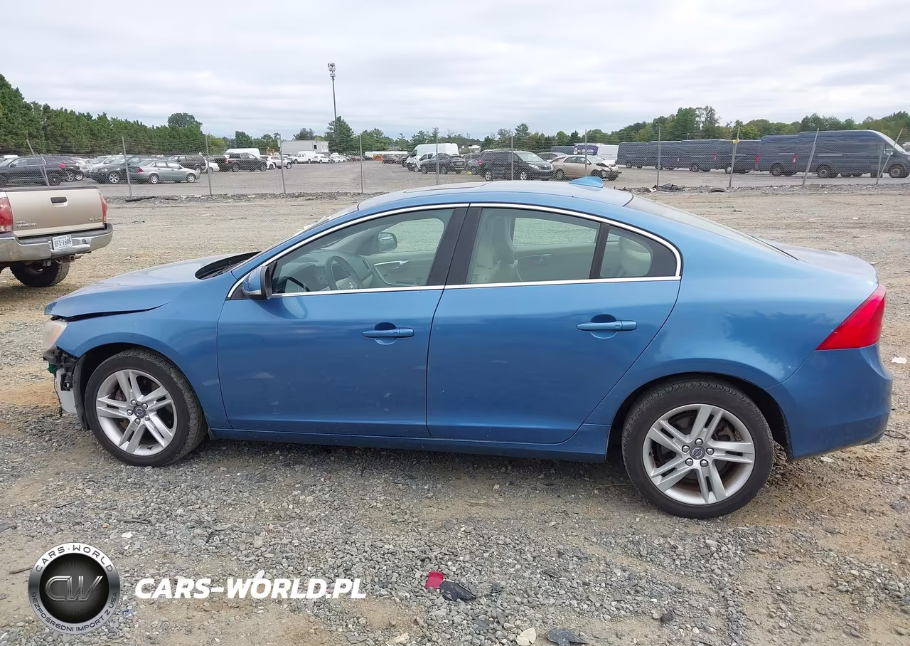 2015 Volvo S60 T5 Platinum VIN:YV1612TMXF2357520 - 15