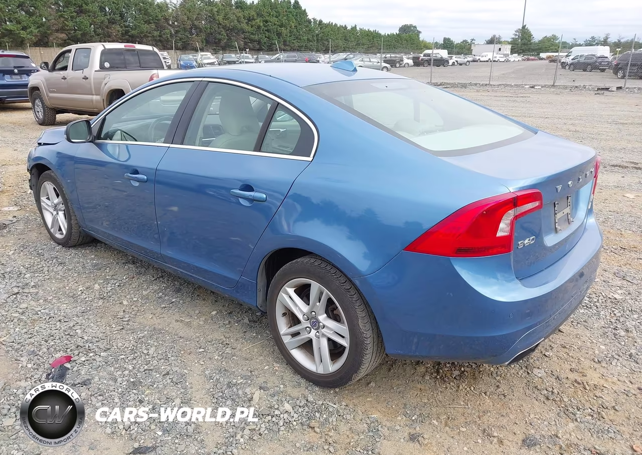 2015 Volvo S60 T5 Platinum VIN:YV1612TMXF2357520 - 3