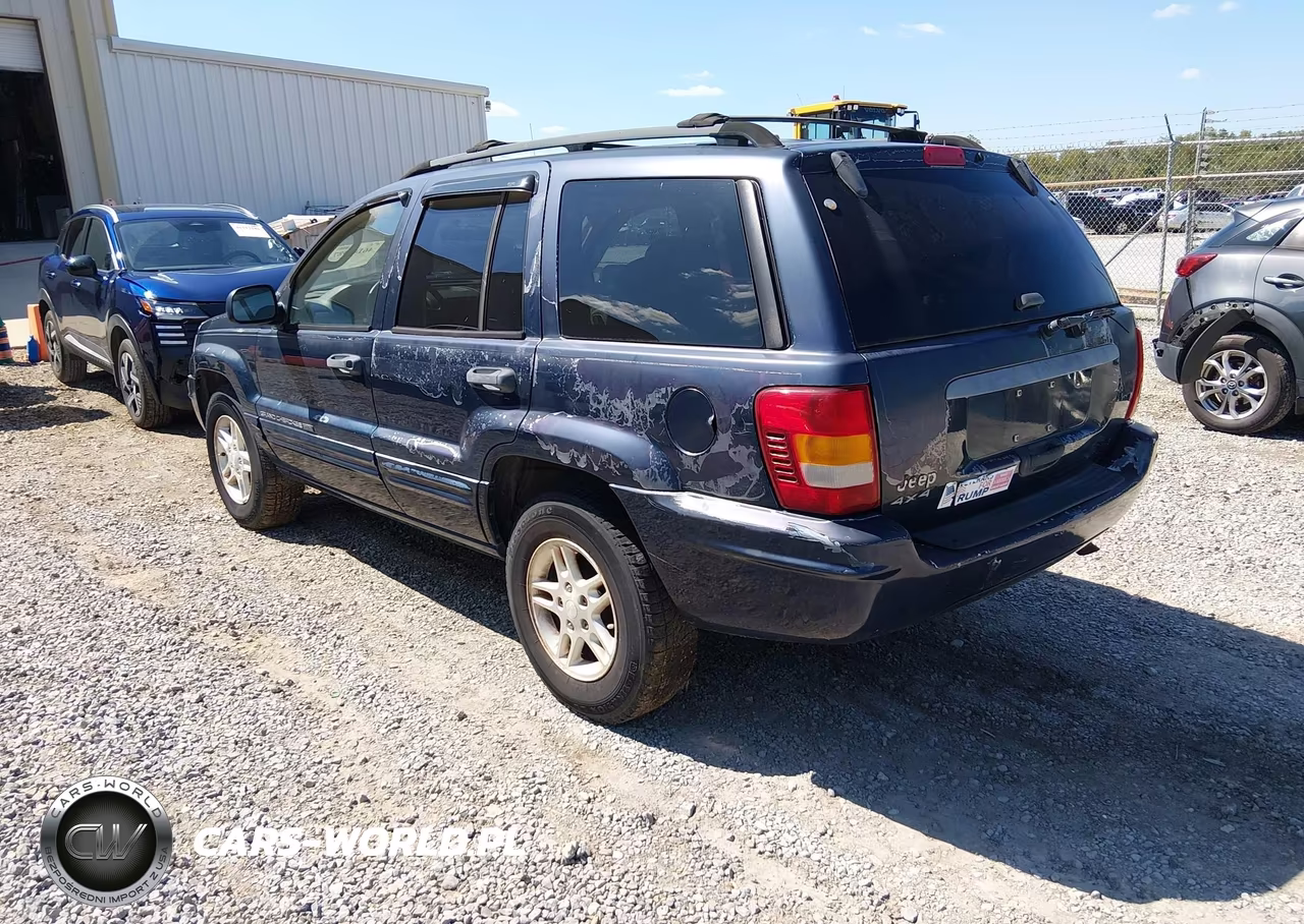 2004 Jeep Grand Cherokee Laredo VIN:1J4GW48SX4C165630 - 3