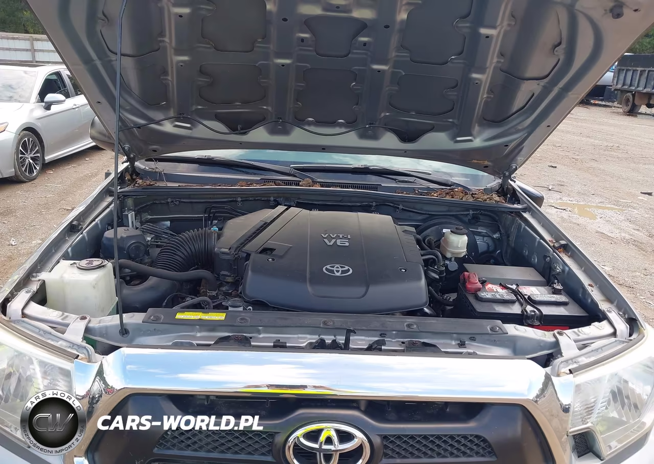 2015 Toyota Tacoma Base V6 VIN:3TMMU4FN9FM075365 - 10