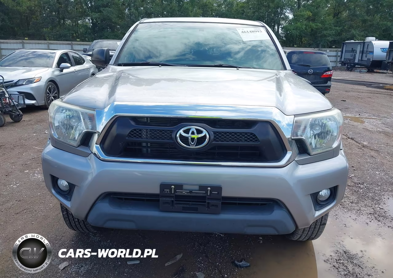 2015 Toyota Tacoma Base V6 VIN:3TMMU4FN9FM075365 - 12