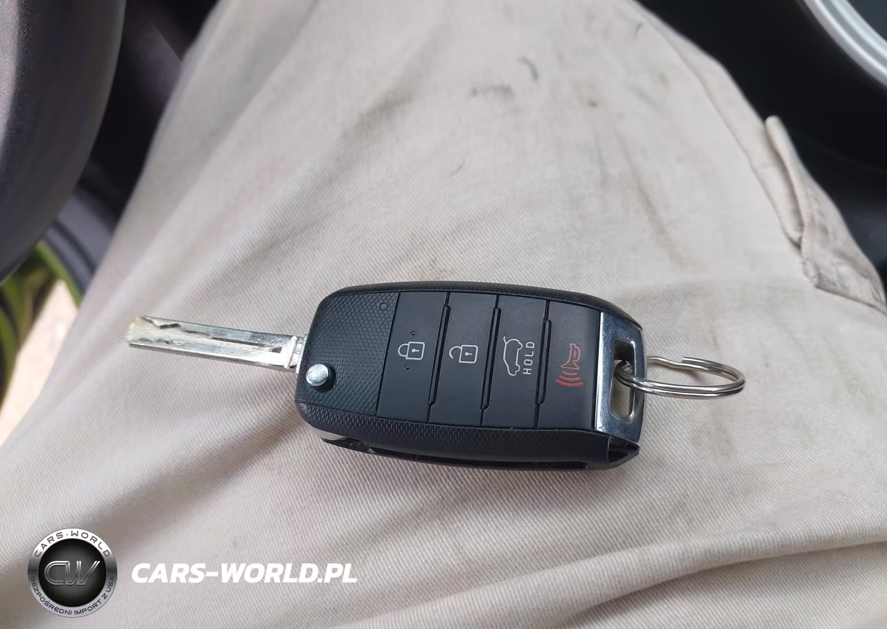 2015 Kia Soul VIN:KNDJN2A22F7778365 - 11