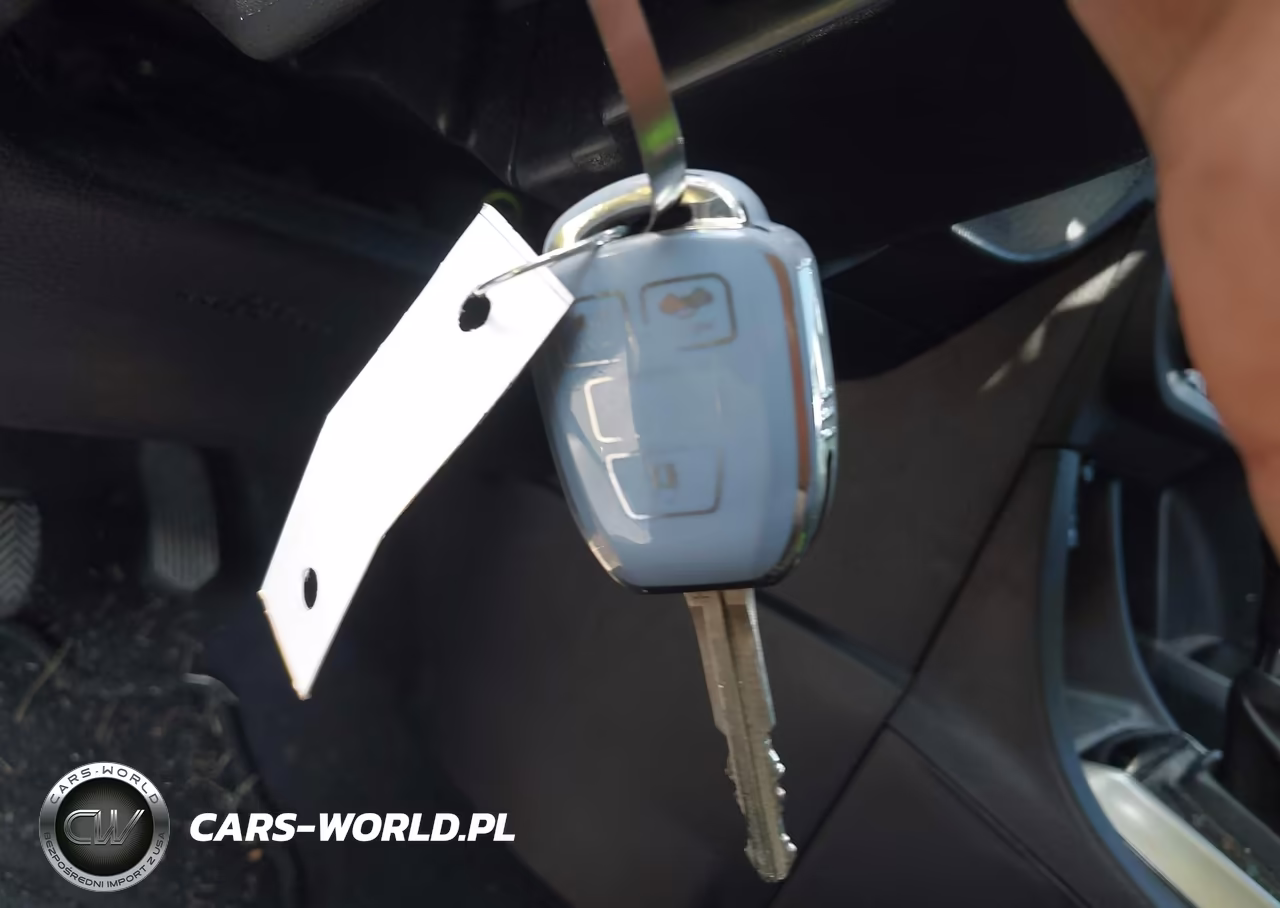 2015 Toyota Corolla S Plus VIN:2T1BURHE8FC302443 - 11