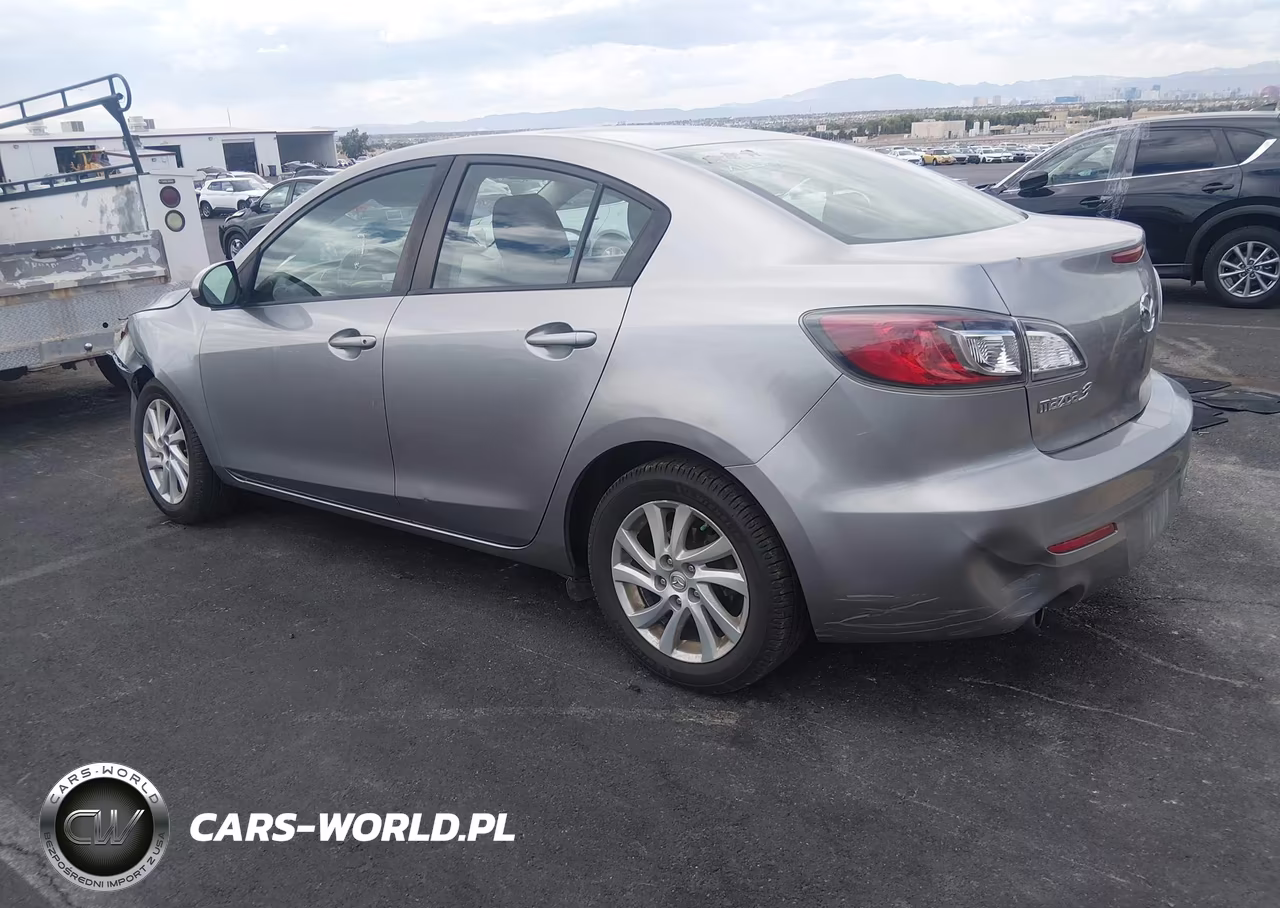 2012 Mazda Mazda3 I Touring VIN:JM1BL1V76C1697443 - 3