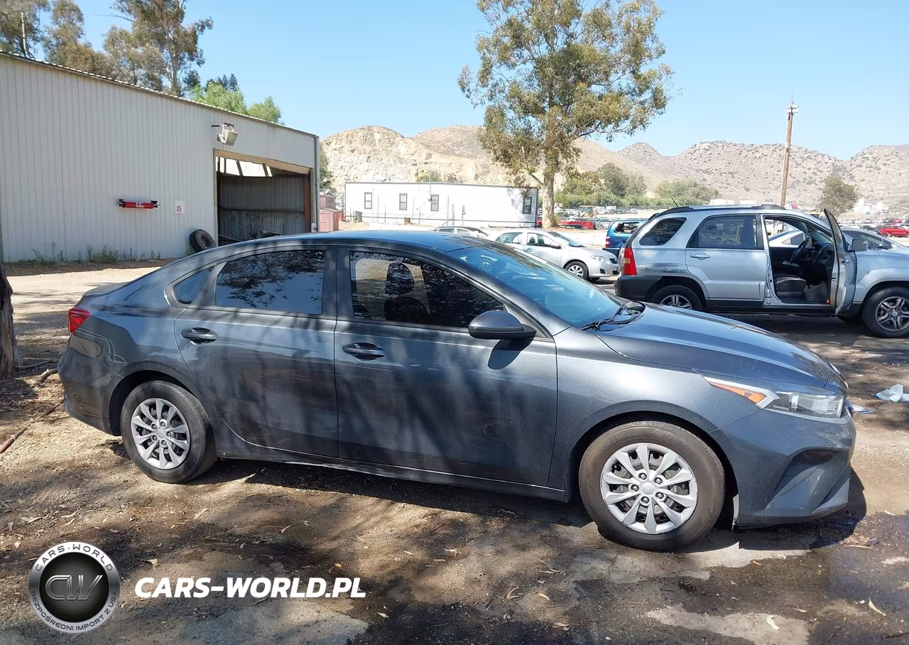 2022 Kia Forte Fe VIN:3KPF24AD0NE426041 - 14
