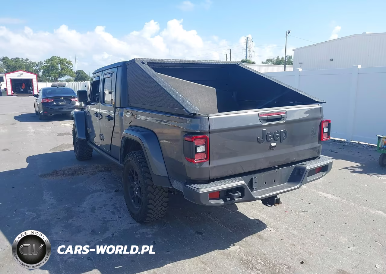 2024 Jeep Gladiator Willys VIN:1C6HJTAG0RL126746 - 3