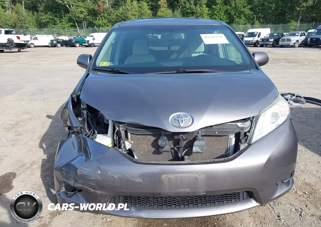 2015 Toyota Sienna Le 7 Passenger VIN:5TDJK3DC3FS111104 - 13