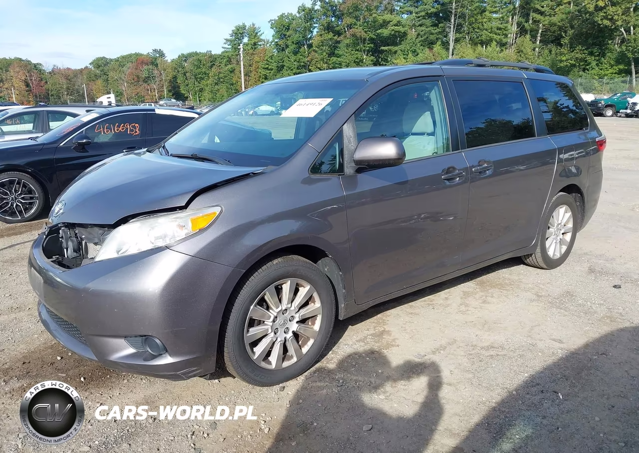2015 Toyota Sienna Le 7 Passenger VIN:5TDJK3DC3FS111104 - 2