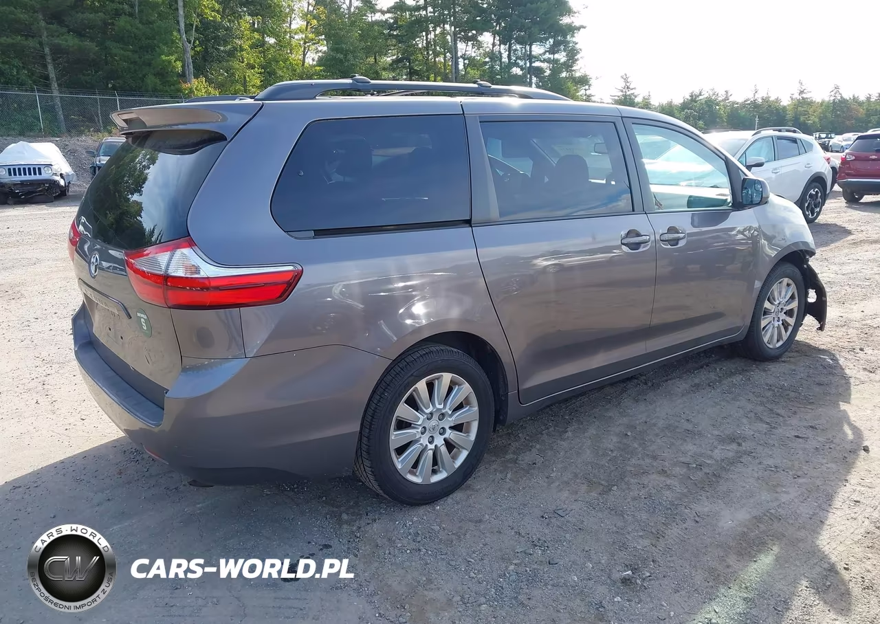 2015 Toyota Sienna Le 7 Passenger VIN:5TDJK3DC3FS111104 - 4