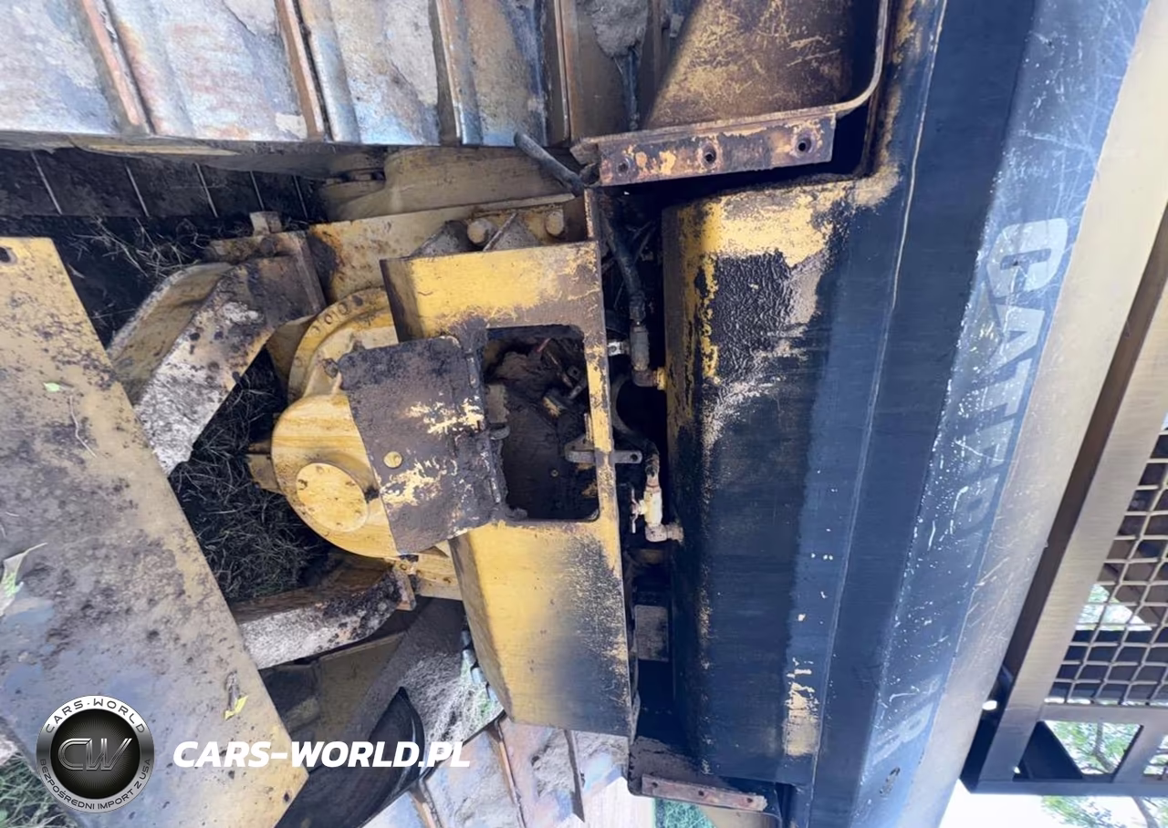 1990 Caterpillar D6H Bulldozer VIN:3ZF01307 - 7
