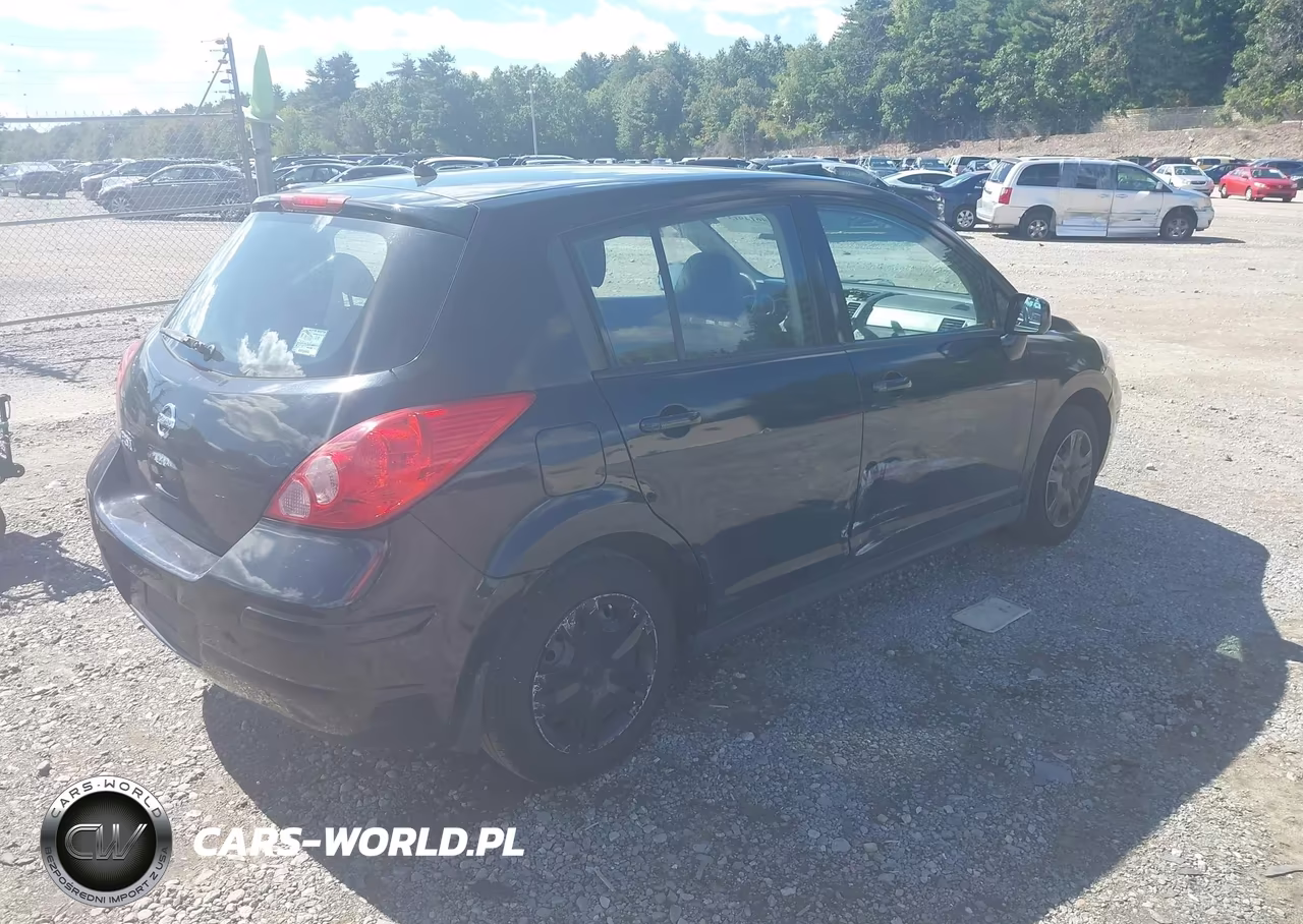2010 Nissan Versa 1.8S VIN:3N1BC1CP6AL460107 - 4