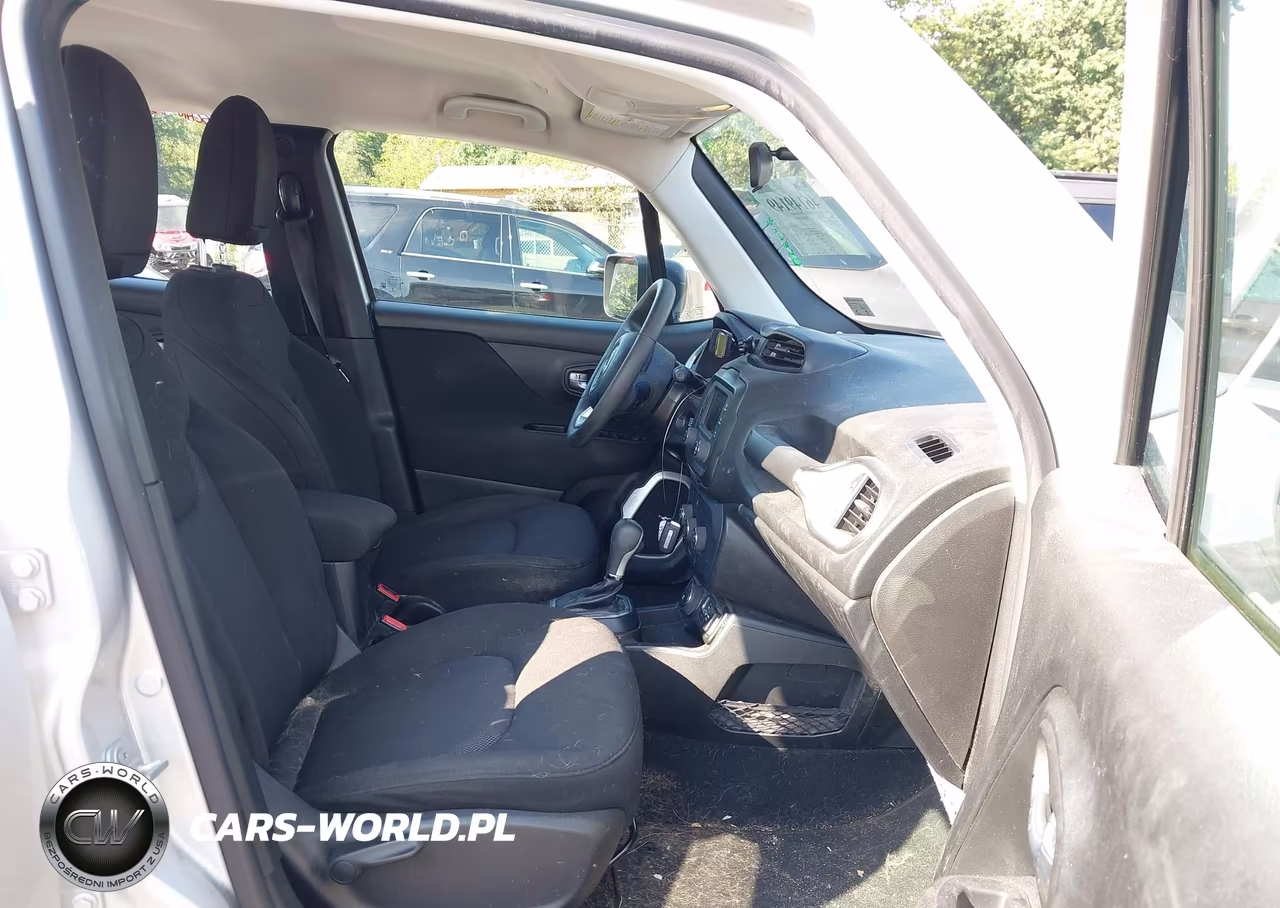 2018 Jeep Renegade Sport 4X4 VIN:ZACCJBAB9JPH10841 - 5