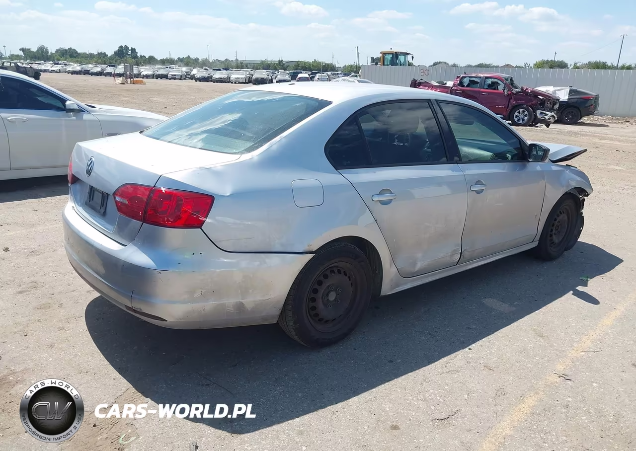 2014 Volkswagen Jetta 2.0L S VIN:3VW2K7AJ9EM291103 - 4