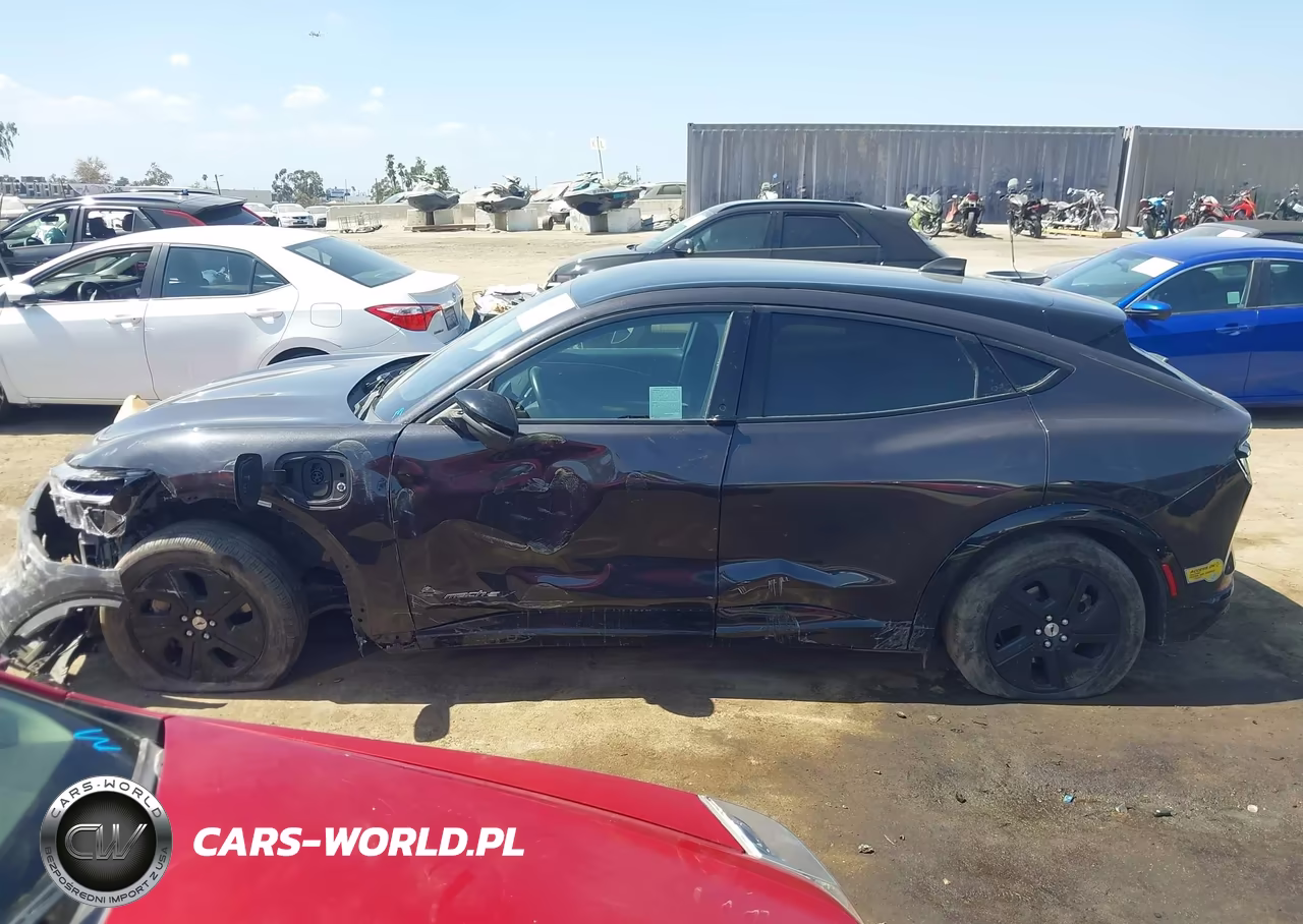2022 Ford Mustang Mach-E California Route 1 VIN:3FMTK2R7XNMA03703 - 14