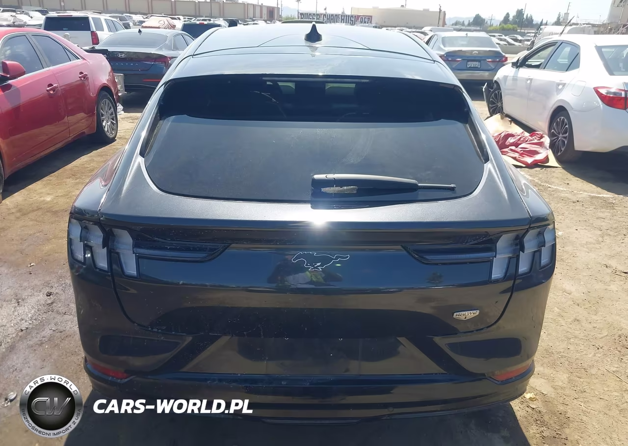 2022 Ford Mustang Mach-E California Route 1 VIN:3FMTK2R7XNMA03703 - 16