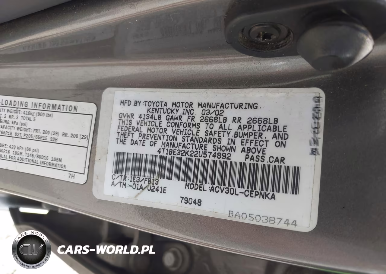 2002 Toyota Camry Le VIN:4T1BE32K22U574892 - 9
