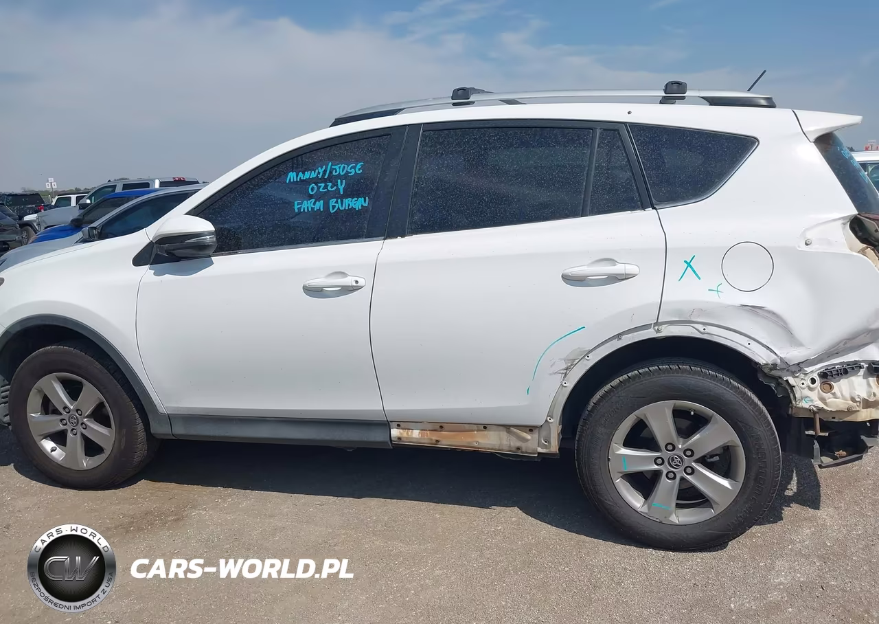 2015 Toyota Rav4 Xle VIN:2T3WFREV9FW178642 - 14