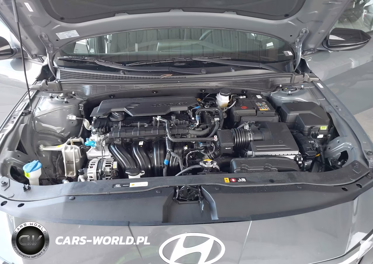 2026 Hyundai Elantra Sel Sport VIN:KMHLM4DGXTU230590 - 10