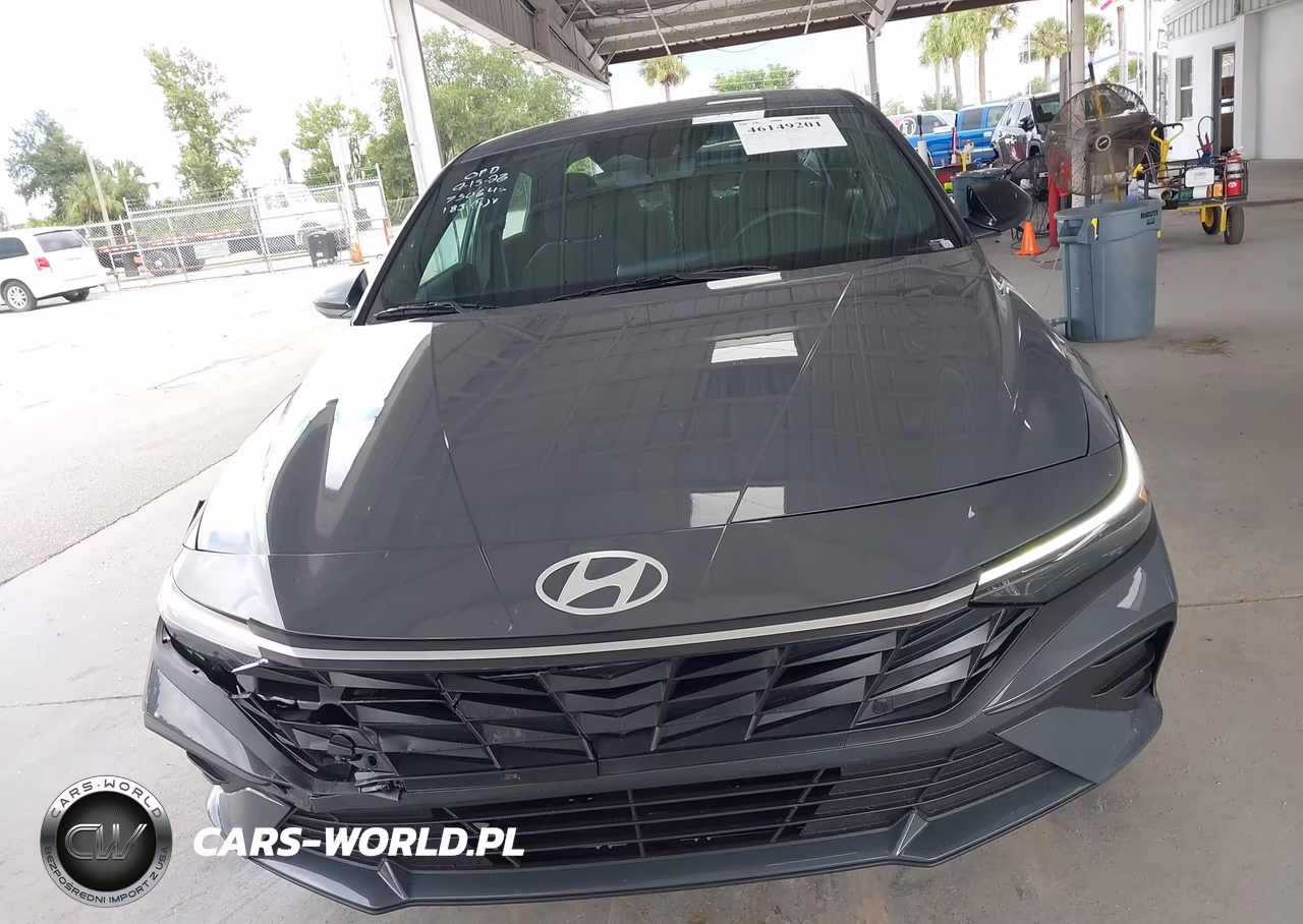 2026 Hyundai Elantra Sel Sport VIN:KMHLM4DGXTU230590 - 12