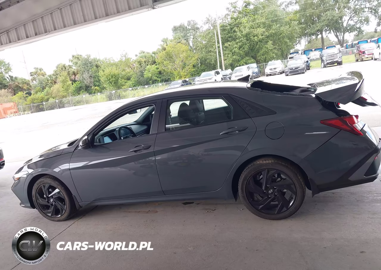 2026 Hyundai Elantra Sel Sport VIN:KMHLM4DGXTU230590 - 14