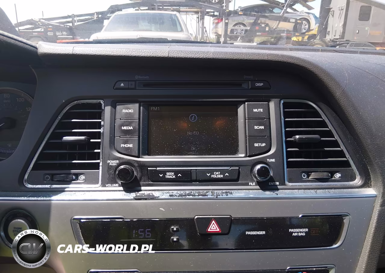 2016 Hyundai Sonata Hybrid Se VIN:KMHE24L16GA011452 - 12