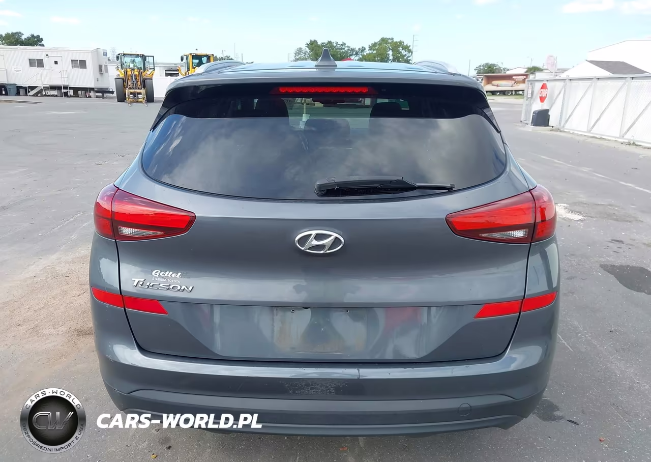 2019 Hyundai Tucson Value VIN:KM8J33A43KU040238 - 16
