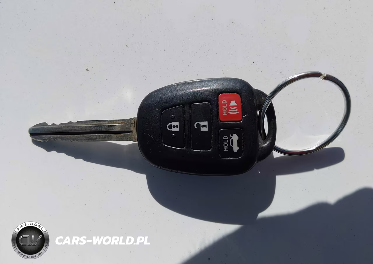 2015 Toyota Corolla Le Plus VIN:5YFBURHE8FP246990 - 11