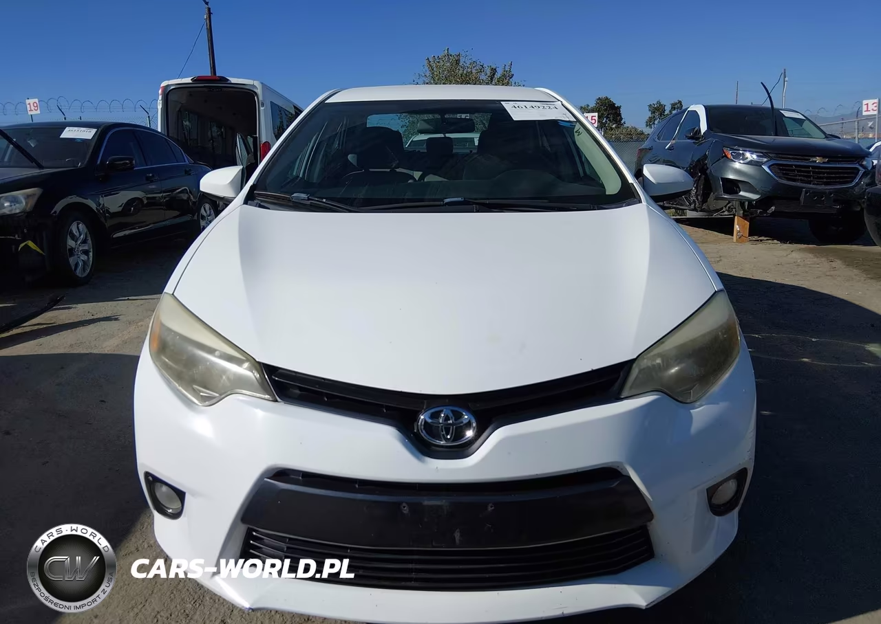 2015 Toyota Corolla Le Plus VIN:5YFBURHE8FP246990 - 12