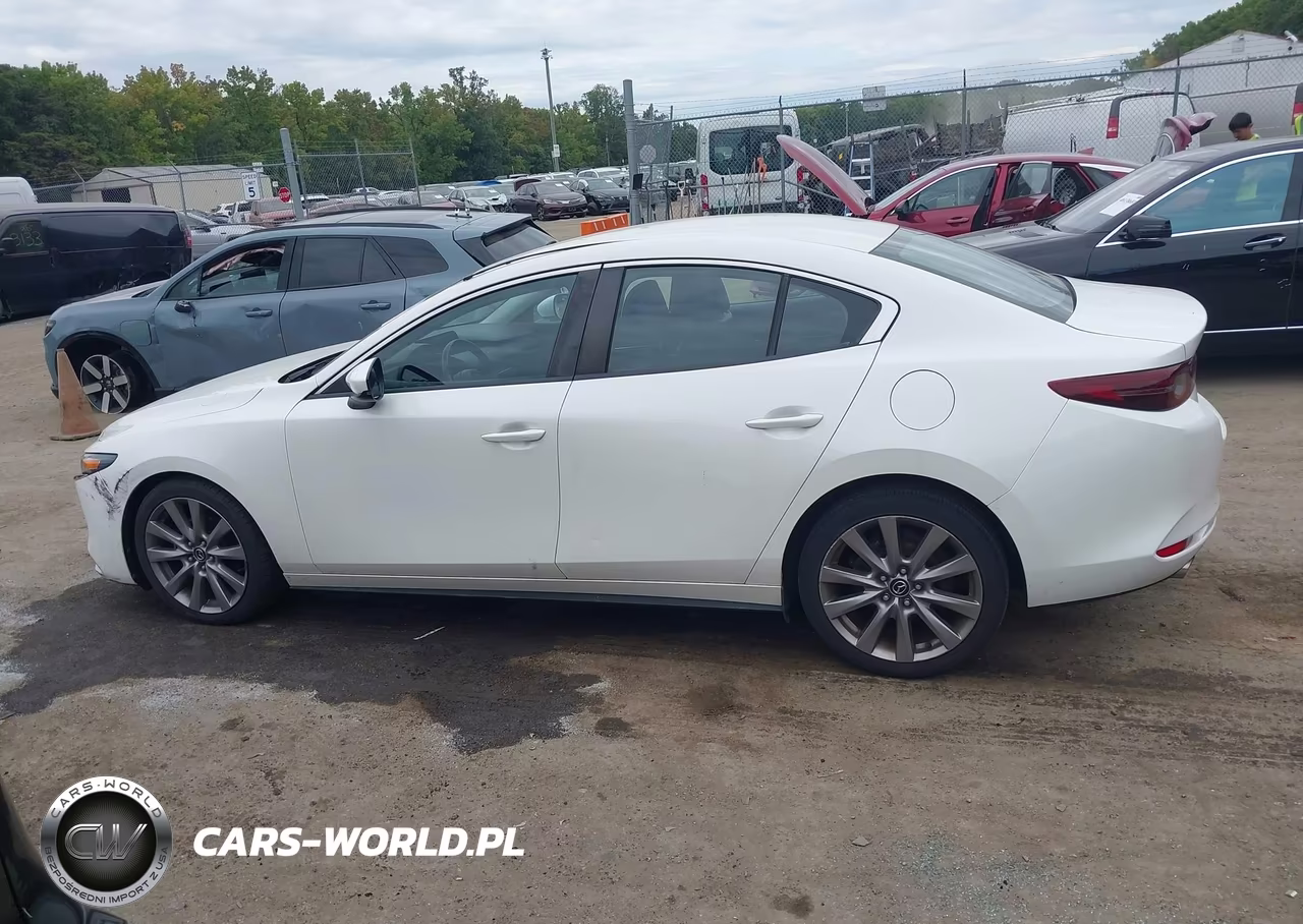 2019 Mazda Mazda3 Select Package VIN:JM1BPBAM7K1116388 - 15