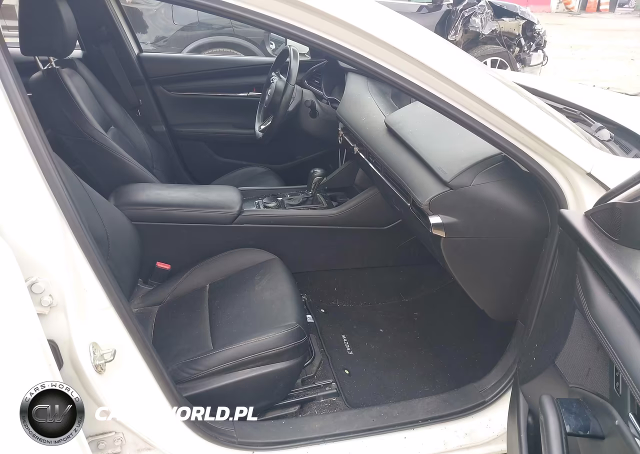 2019 Mazda Mazda3 Select Package VIN:JM1BPBAM7K1116388 - 5