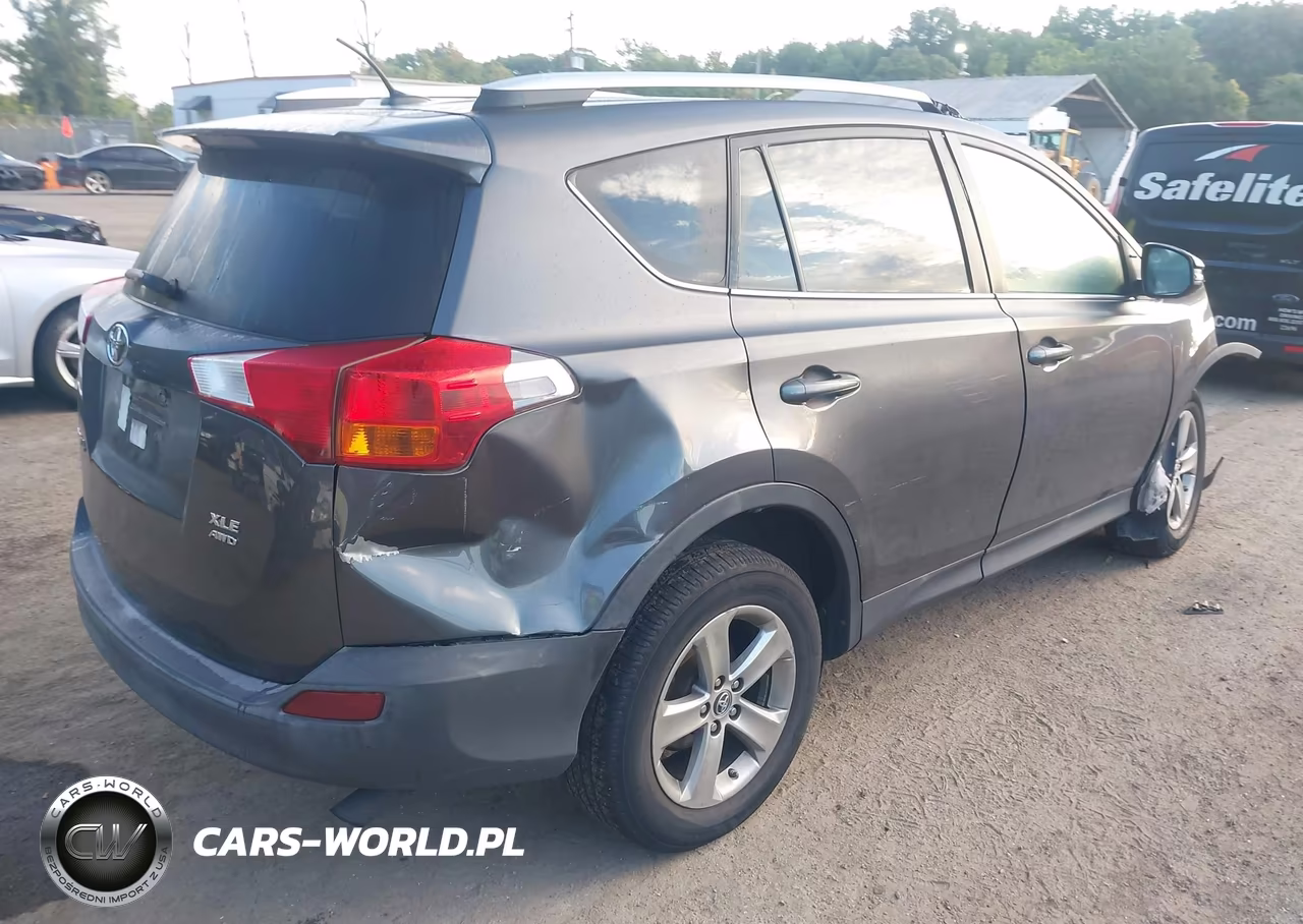 2015 Toyota Rav4 Xle VIN:2T3RFREV6FW257179 - 4