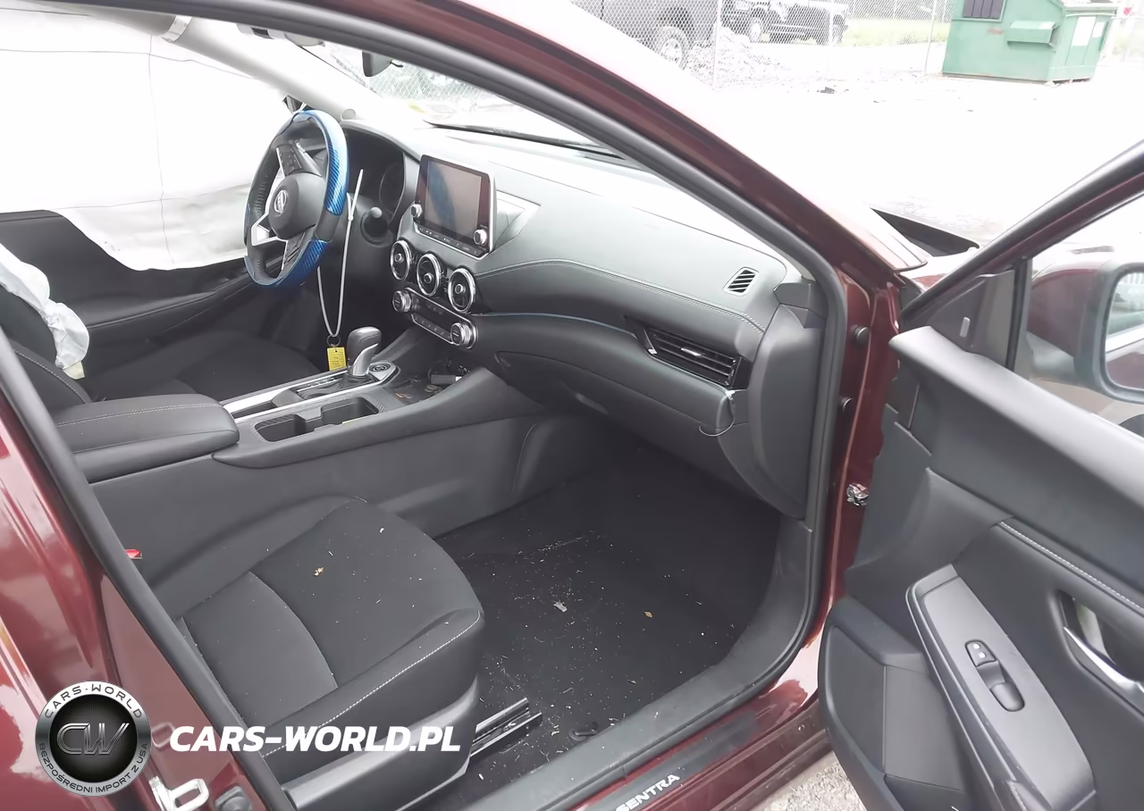 2025 Nissan Sentra Sv VIN:3N1AB8CV1SY412850 - 5