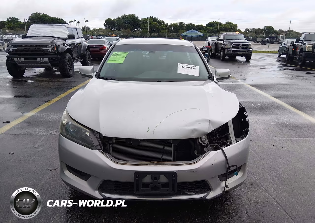 2015 Honda Accord Hybrid VIN:1HGCR6F31FA006837 - 13