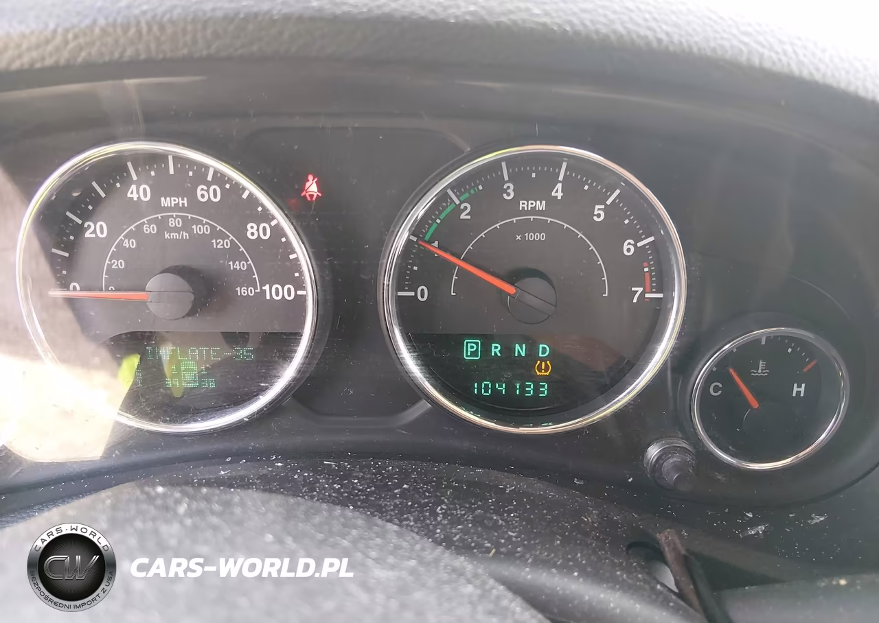 2013 Jeep Wrangler Unlimited Sport VIN:1C4BJWDG0DL700007 - 7