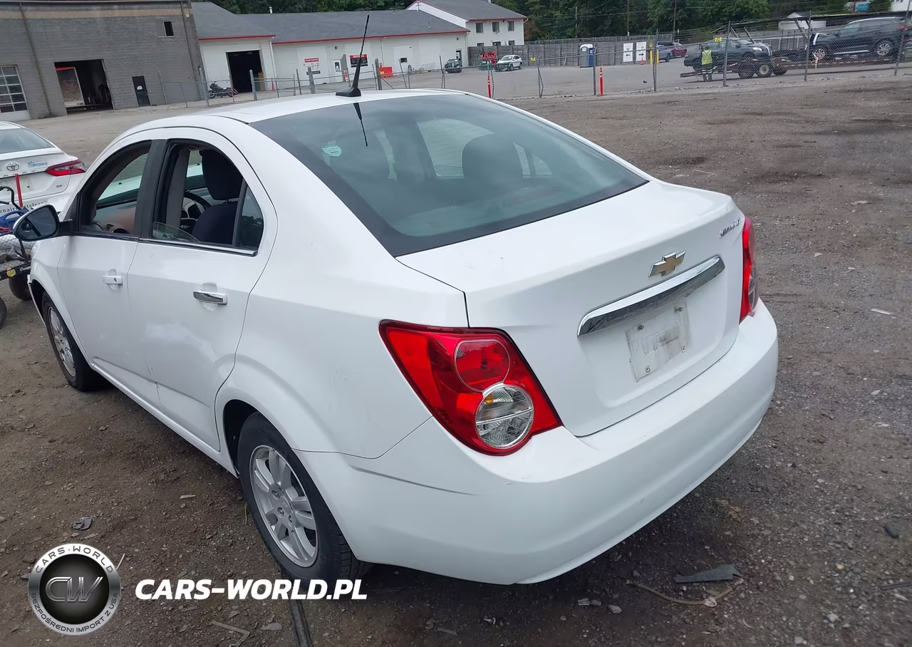 2013 Chevrolet Sonic Lt Auto VIN:1G1JC5SH4D4240106 - 3