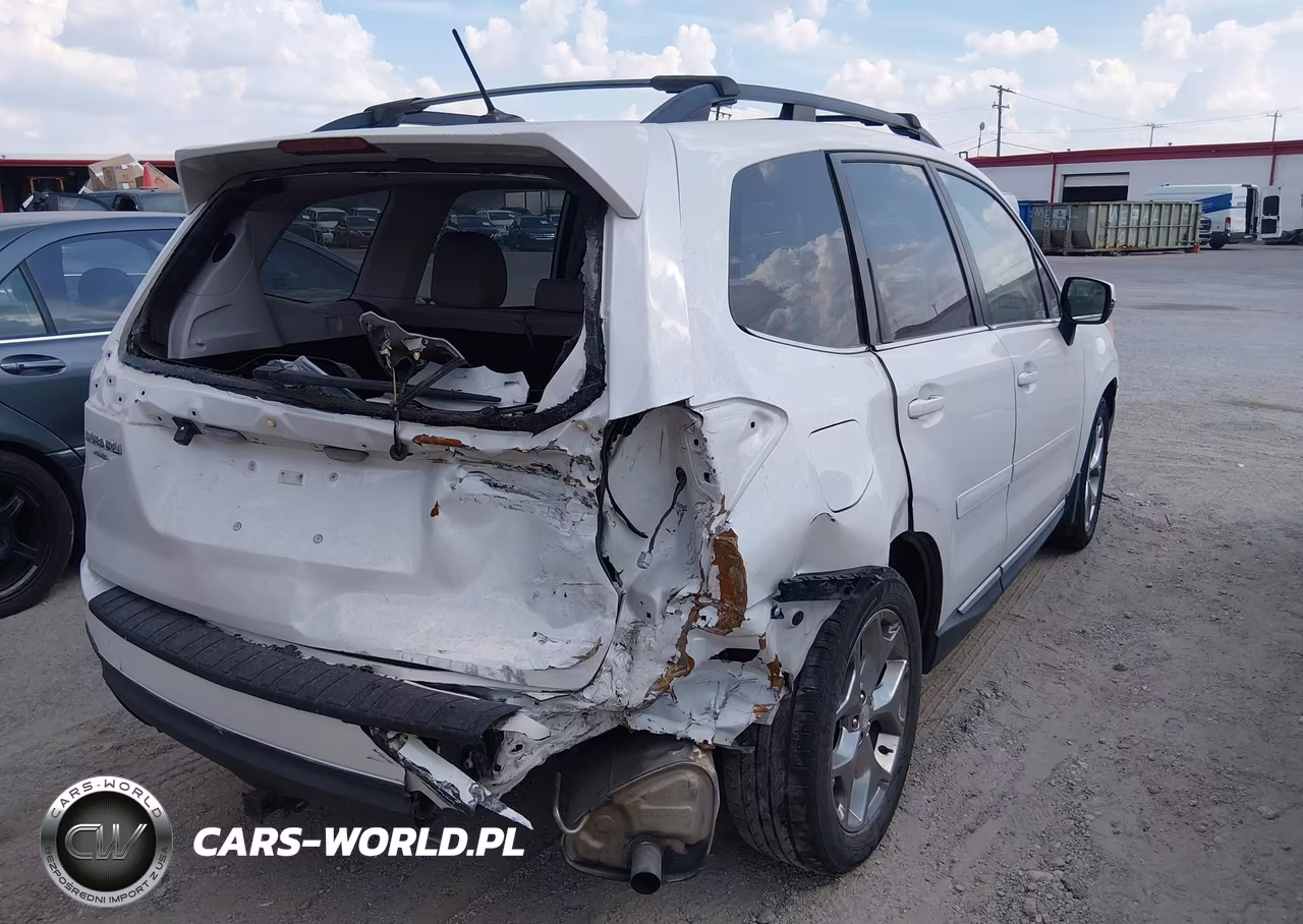 2015 Subaru Forester 2.5I Touring VIN:JF2SJAWCXFH418736 - 4