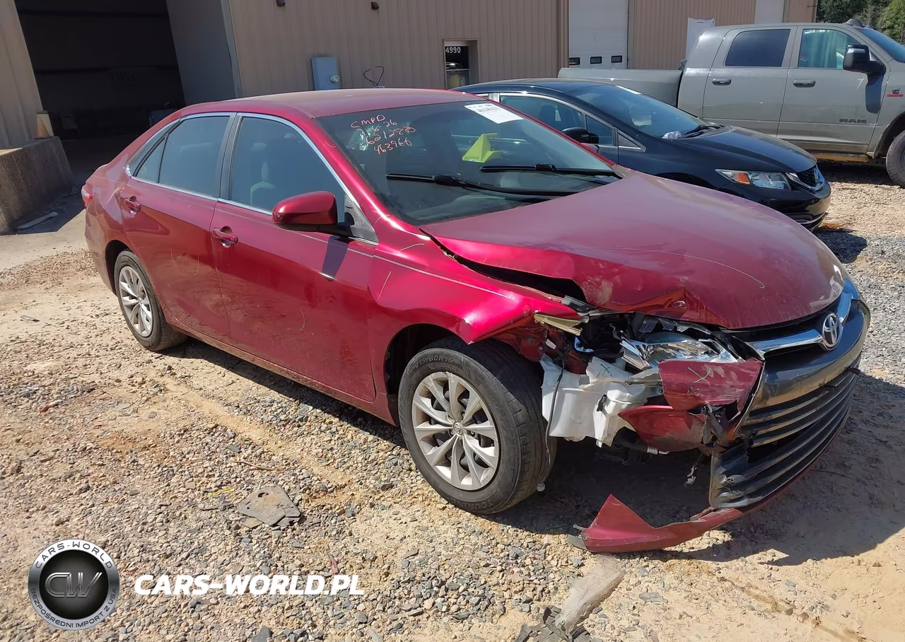 2017 Toyota Camry Le – zdjęcie 1 z 16