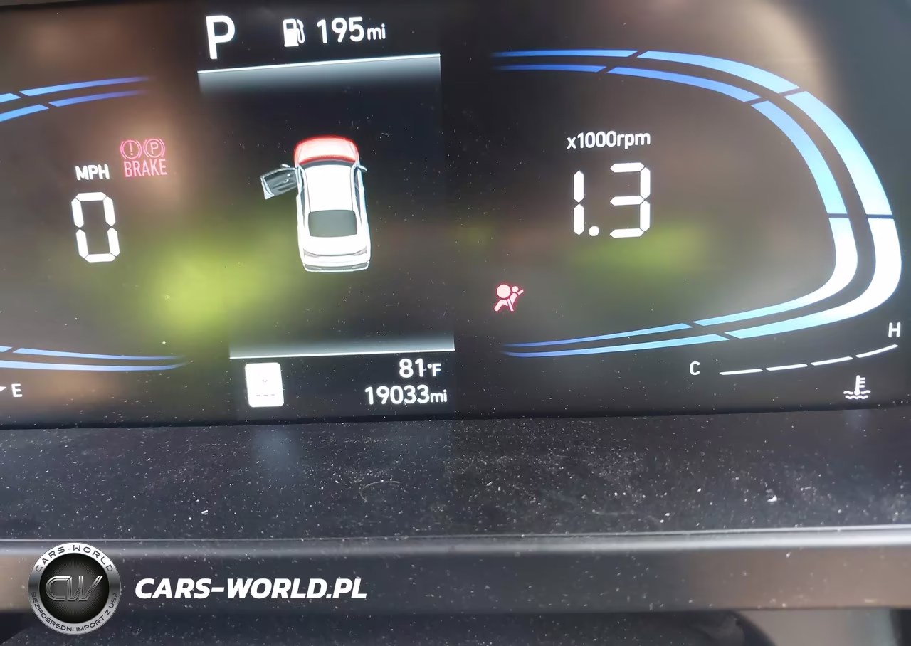 2025 Hyundai Elantra Sel Sport VIN:KMHLM4DG8SU932437 - 15