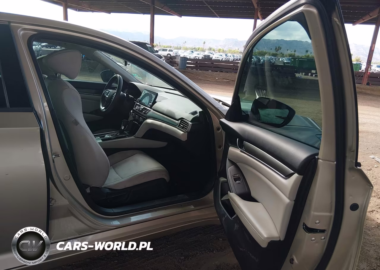 2018 Honda Accord Lx VIN:1HGCV1F18JA016755 - 5