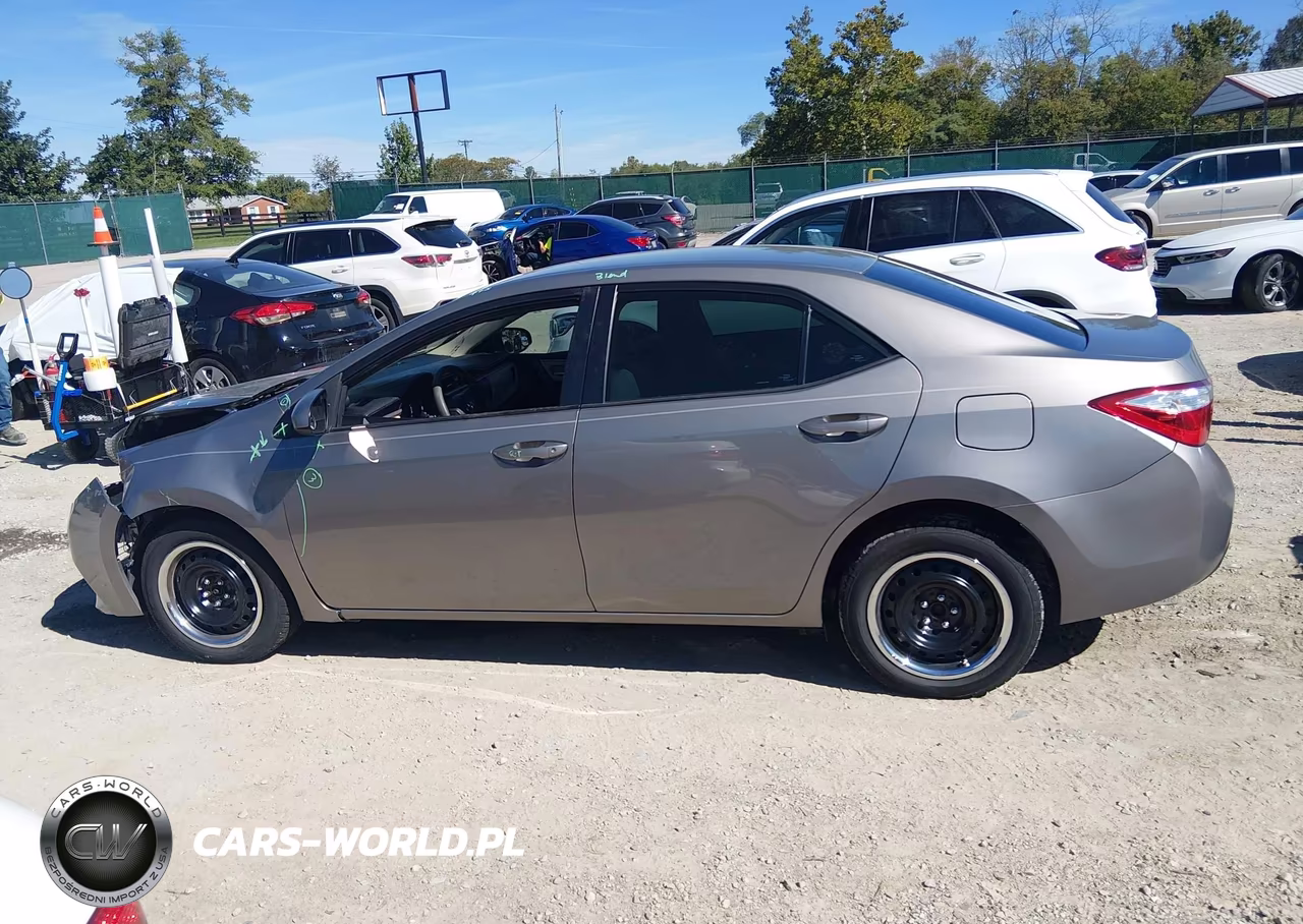 2016 Toyota Corolla Le VIN:2T1BURHE8GC592863 - 15