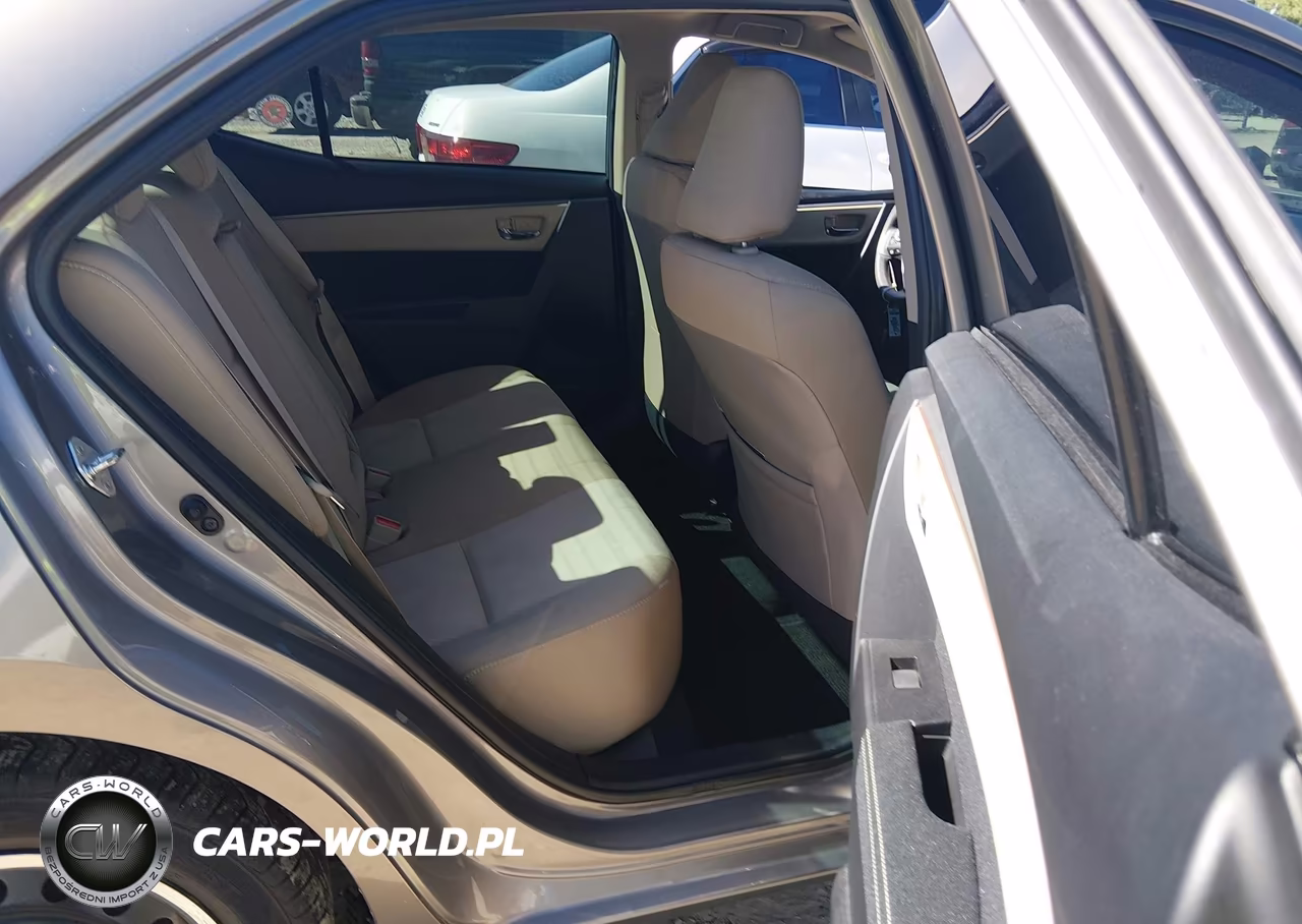 2016 Toyota Corolla Le VIN:2T1BURHE8GC592863 - 8