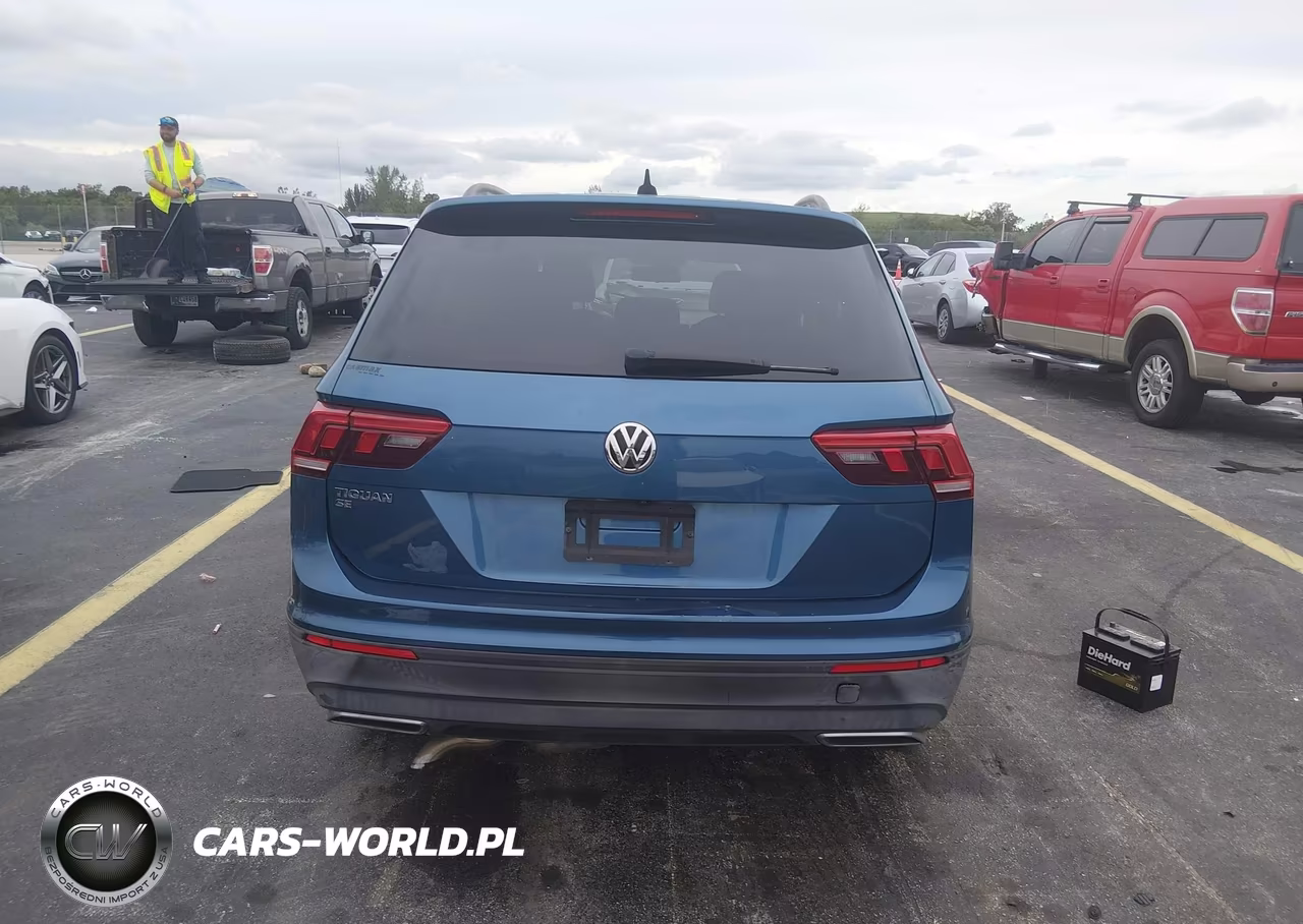 2019 Volkswagen Tiguan 2.0T Se-2.0T Sel-2.0T Sel R-Line-2.0T Sel R-Line Black VIN:3VV3B7AX4KM075779 - 17