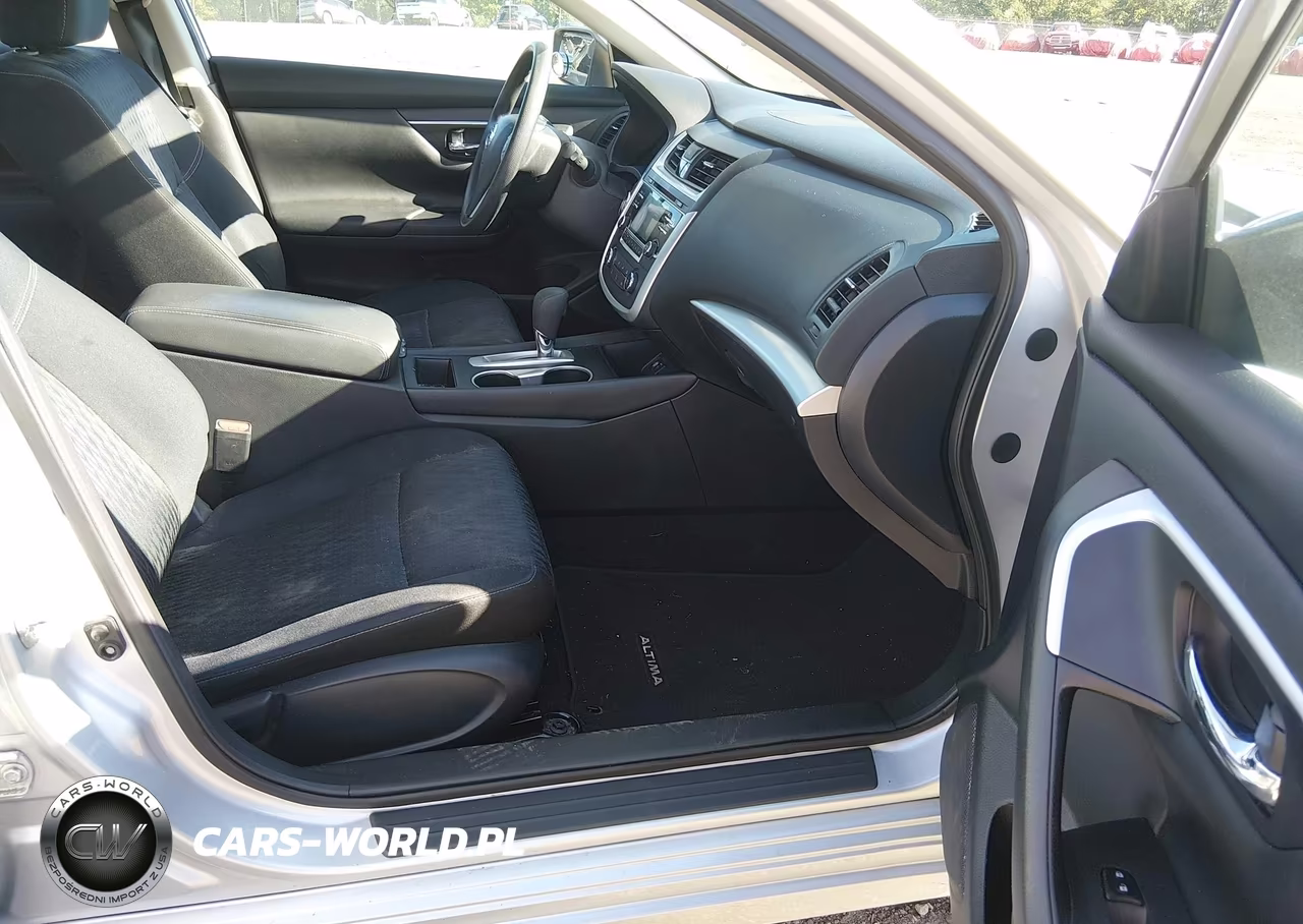 2017 Nissan Altima 2.5 S VIN:1N4AL3AP6HC243174 - 5