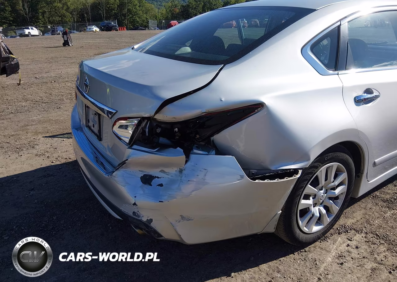 2017 Nissan Altima 2.5 S VIN:1N4AL3AP6HC243174 - 6