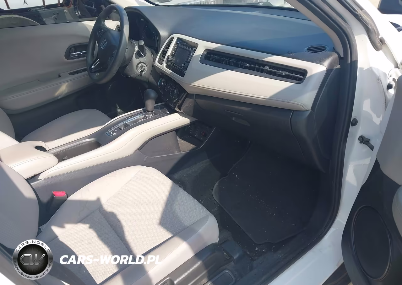 2017 Honda Hr-V Lx VIN:3CZRU5H35HM720646 - 5