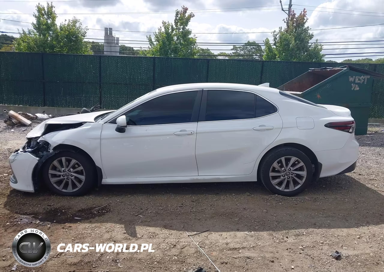 2023 Toyota Camry Le VIN:4T1C11BKXPU076211 - 14