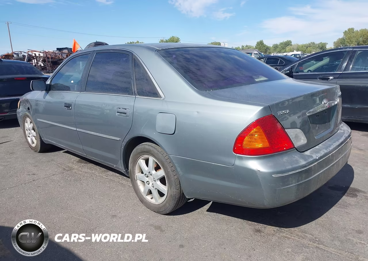 2000 Toyota Avalon Xls VIN:4T1BF28B4YU022463 - 3