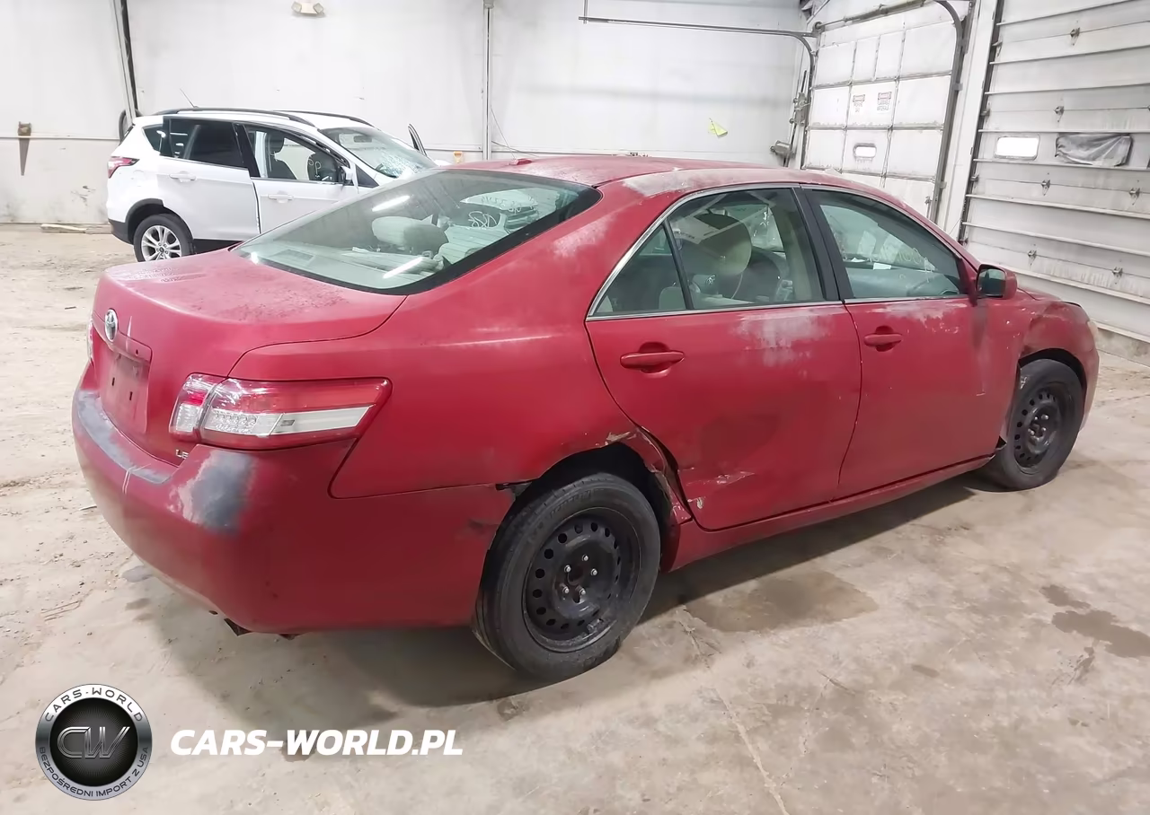 2010 Toyota Camry Le VIN:4T1BF3EK6AU059983 - 4