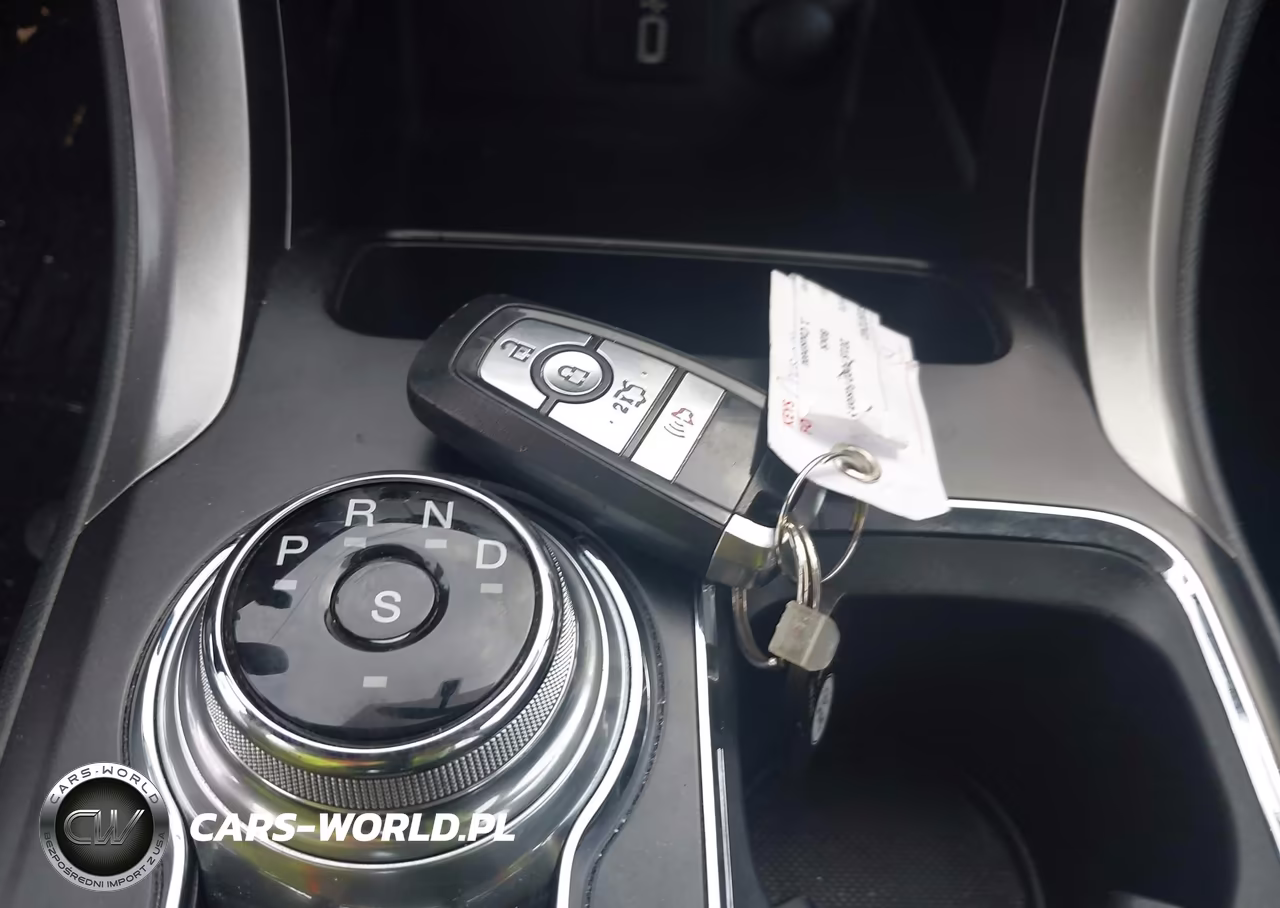 2018 Ford Fusion Se VIN:3FA6P0HDXJR196355 - 11